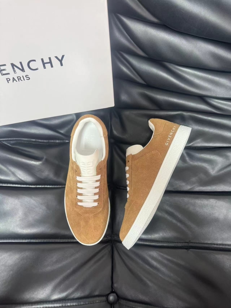 Givenchy Sneakers